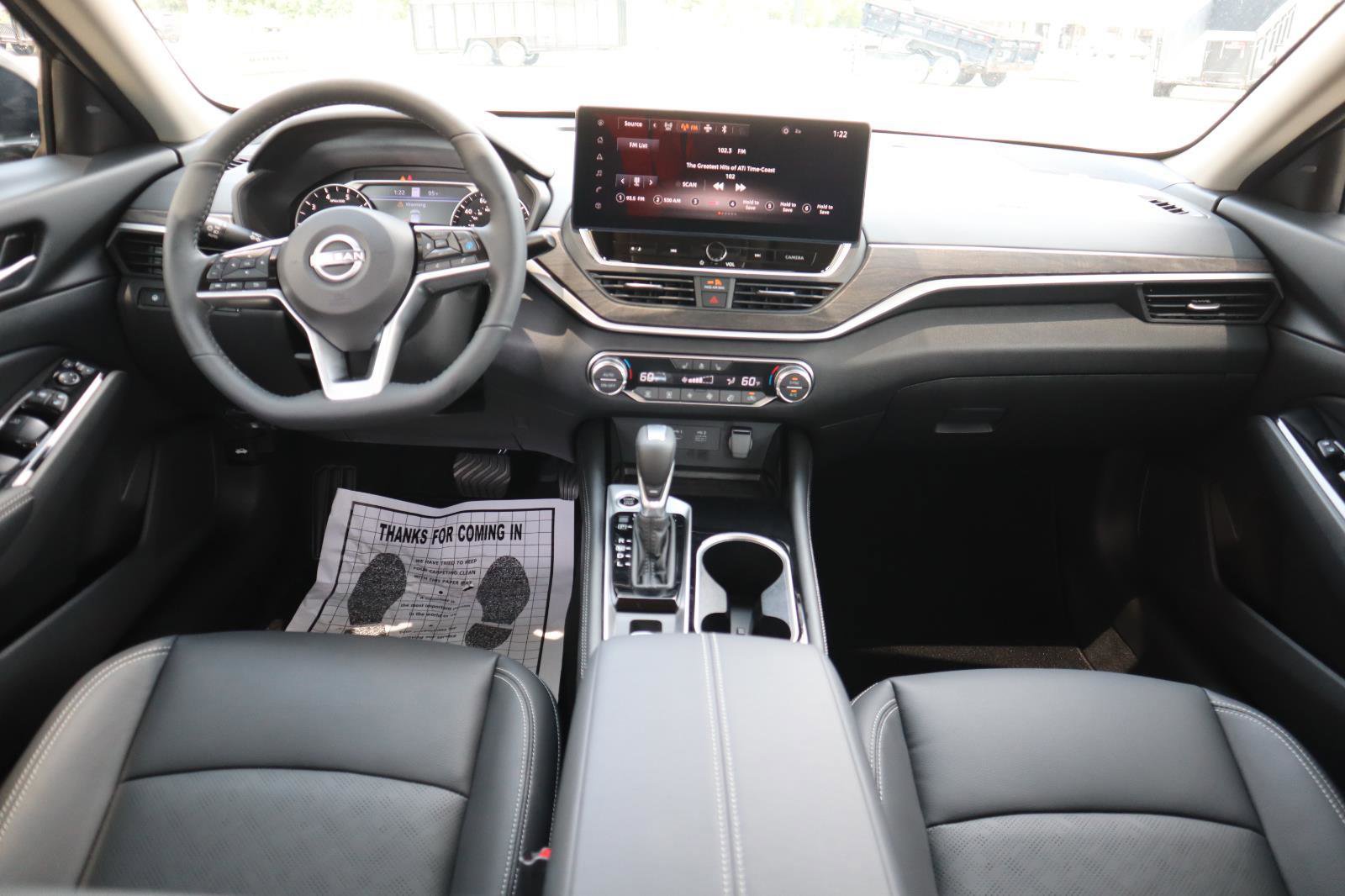 Used 2025 Nissan Altima 2.5 SL FWD image 23