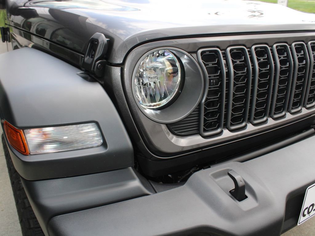 New 2025 Jeep Wrangler Sport S image 38