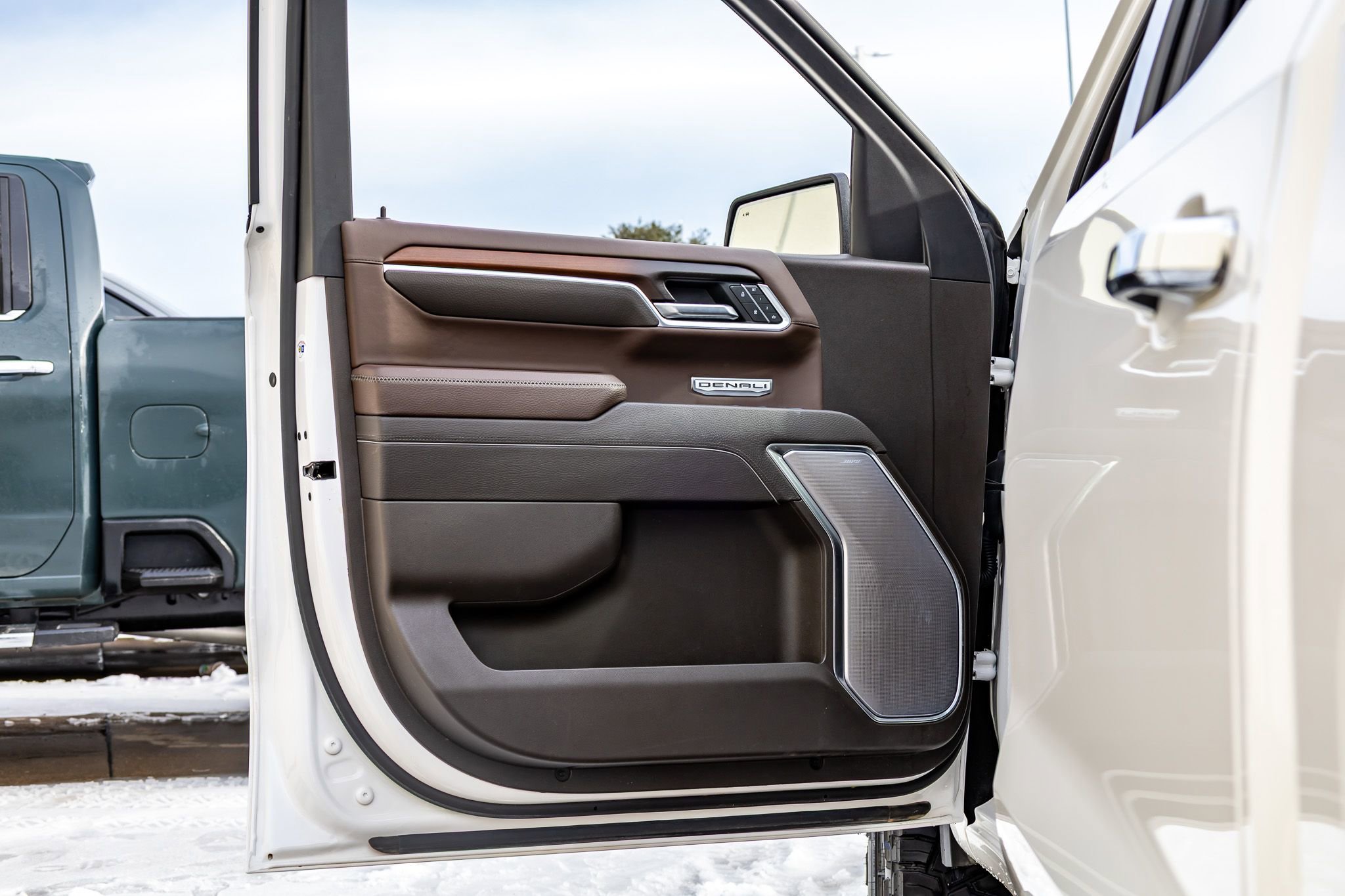 Used 2025 GMC Sierra 1500 Denali image 36