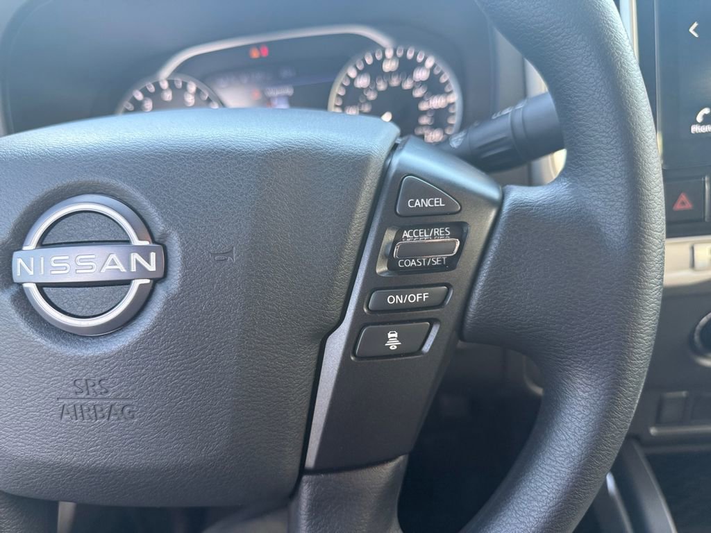 Used 2025 Nissan Frontier SV RWD image 24