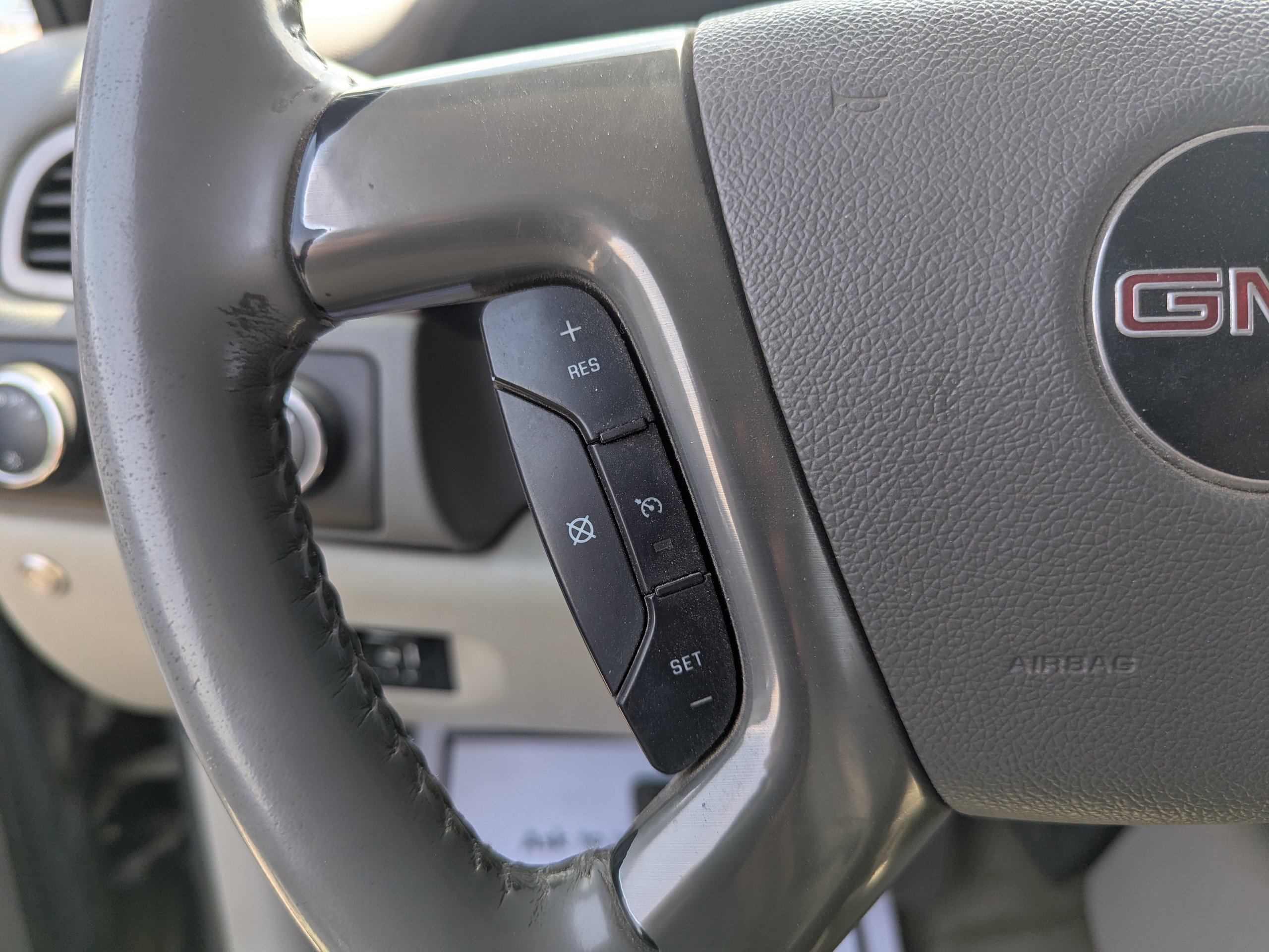 Used 2010 GMC Sierra 2500 SLT AWD/4WD image 10