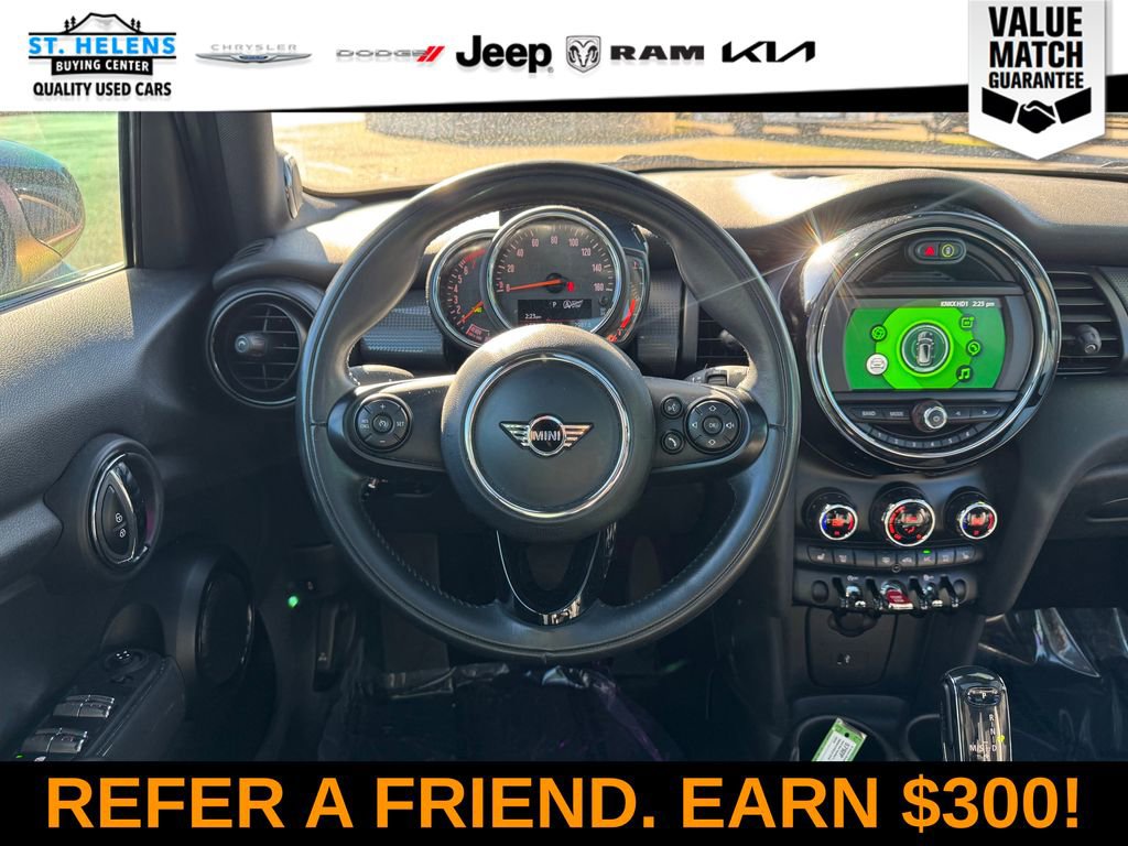 Used 2020 MINI Cooper 4-Door Hardtop w/ Storage Package image 20