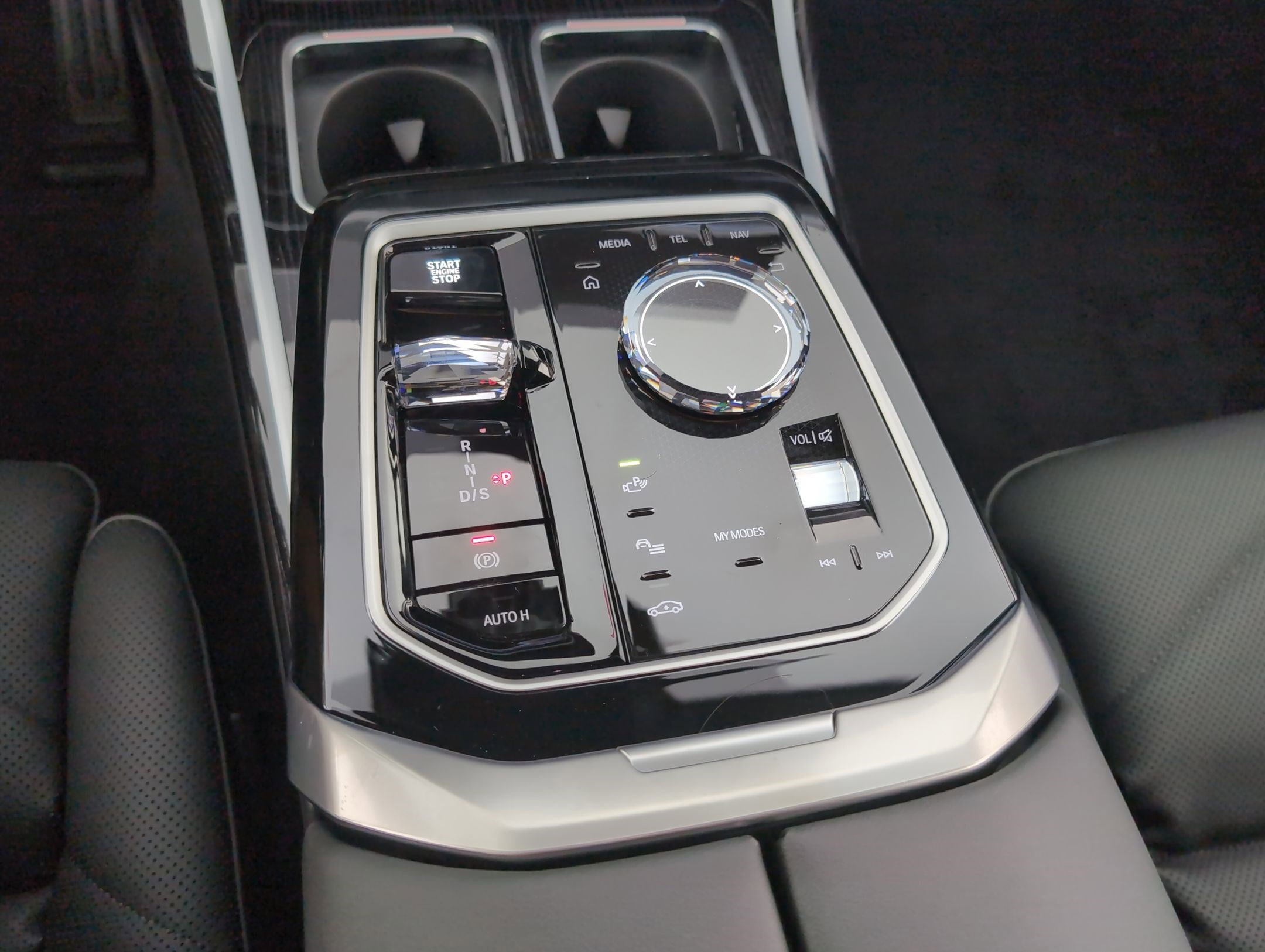 New 2026 BMW 740i image 15