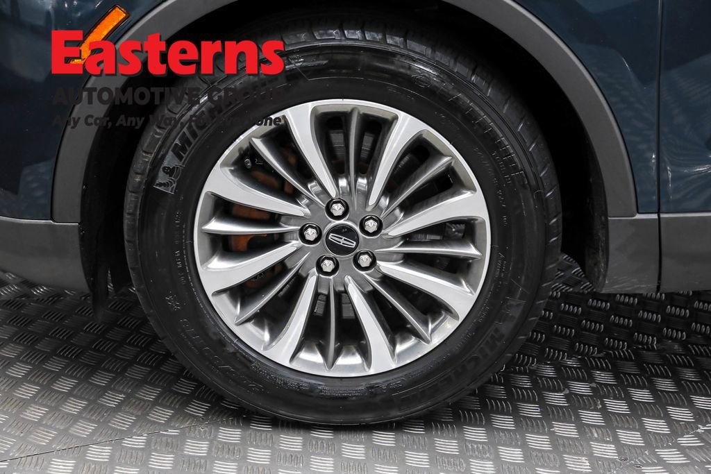 Used 2022 Lincoln Nautilus AWD w/ Premium Package image 32