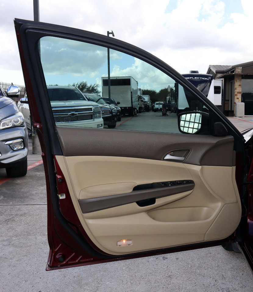 Used 2010 Honda Accord LX-P image 10