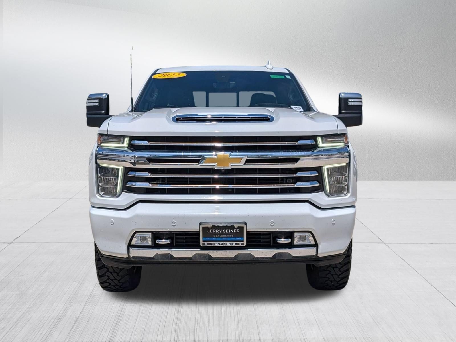 Certified 2022 Chevrolet Silverado 2500 High Country w/ Z71 Off-Road Package AWD/4WD image 9