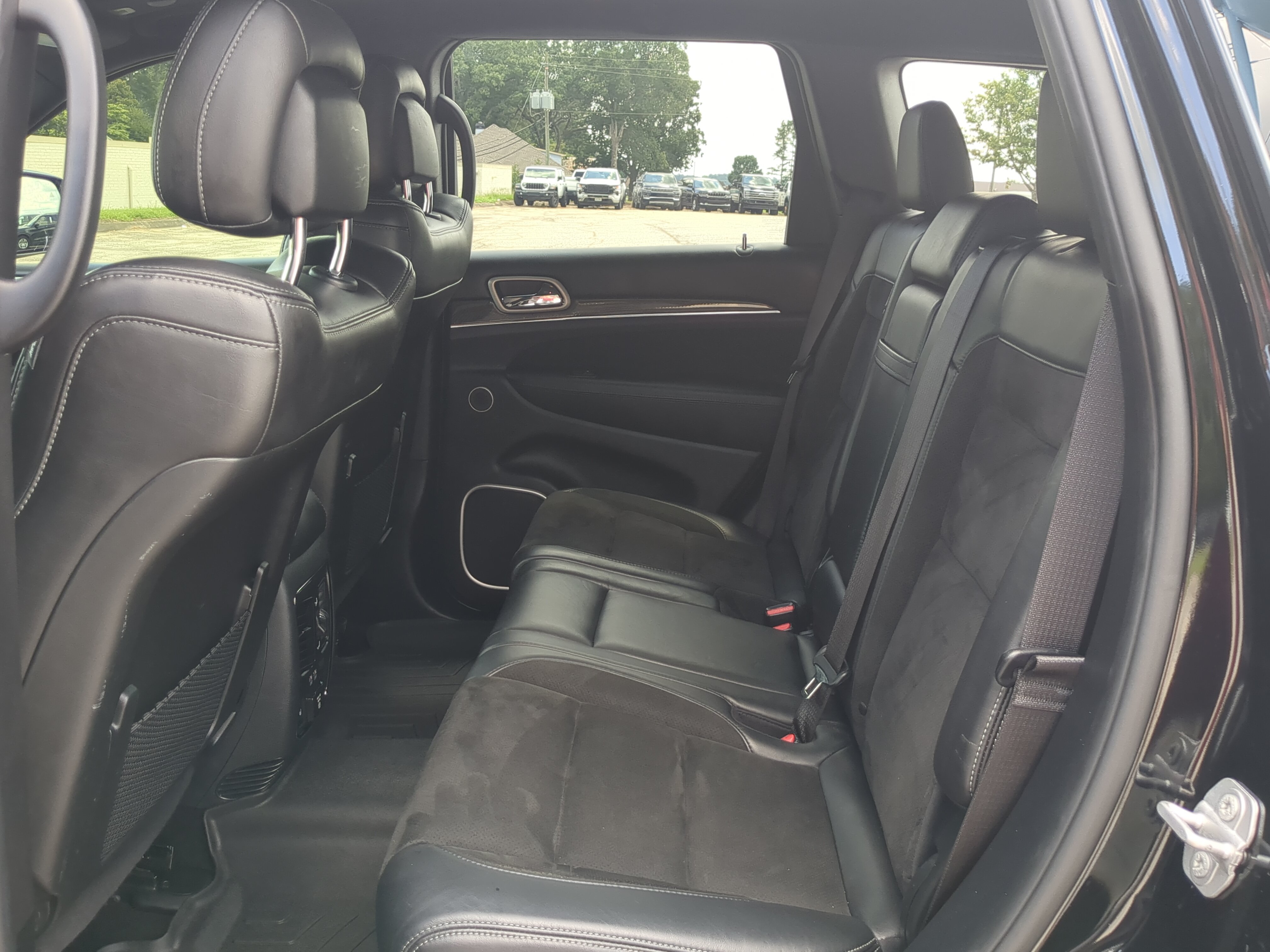 Used 2020 Jeep Grand Cherokee SRT AWD/4WD image 12