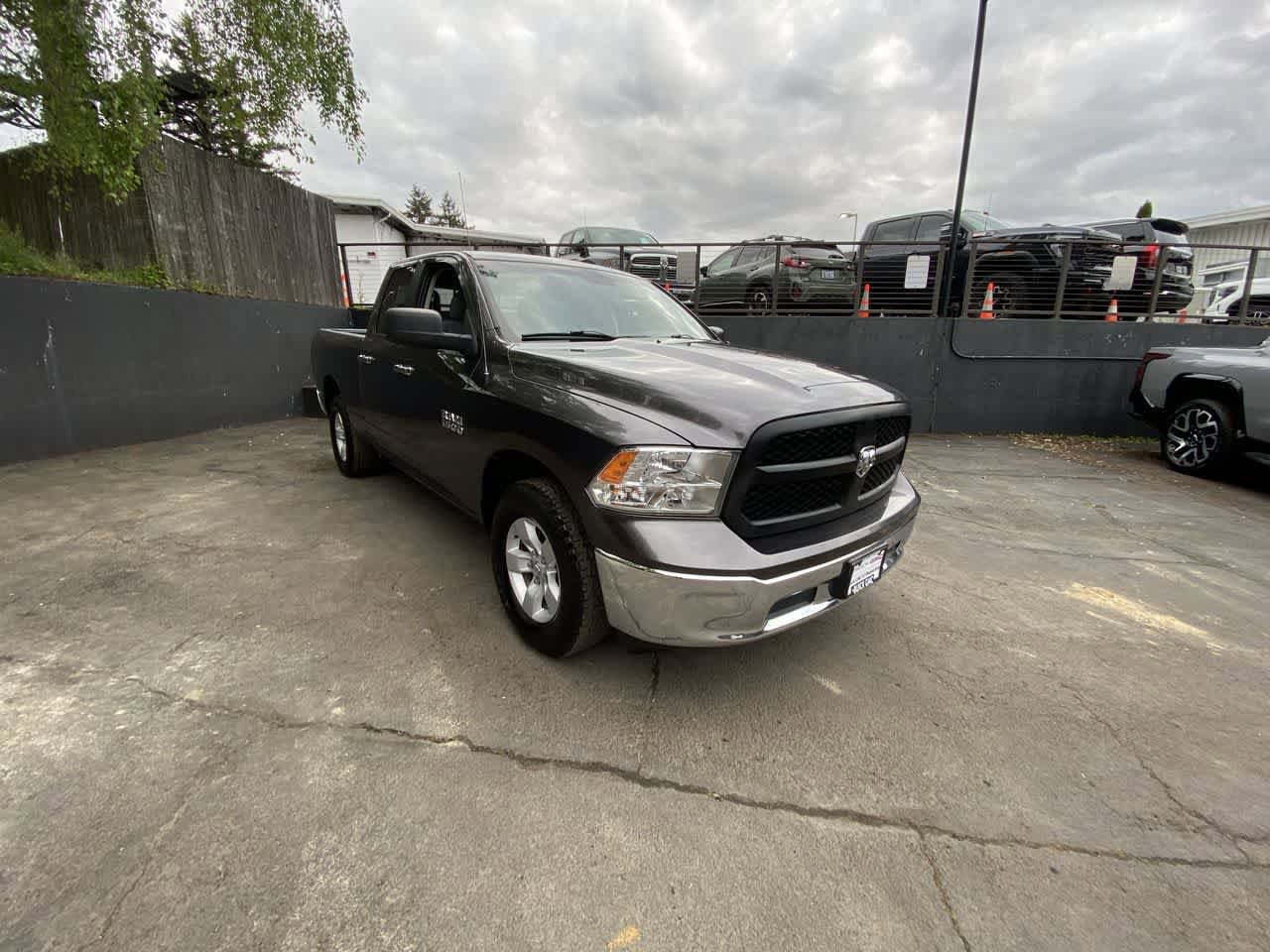 Used 2017 RAM 1500 Express AWD/4WD image 8
