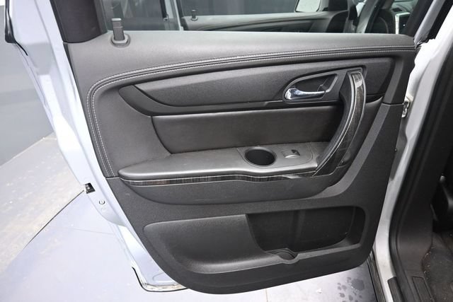 Used 2017 GMC Acadia Limited SLT AWD/4WD image 32