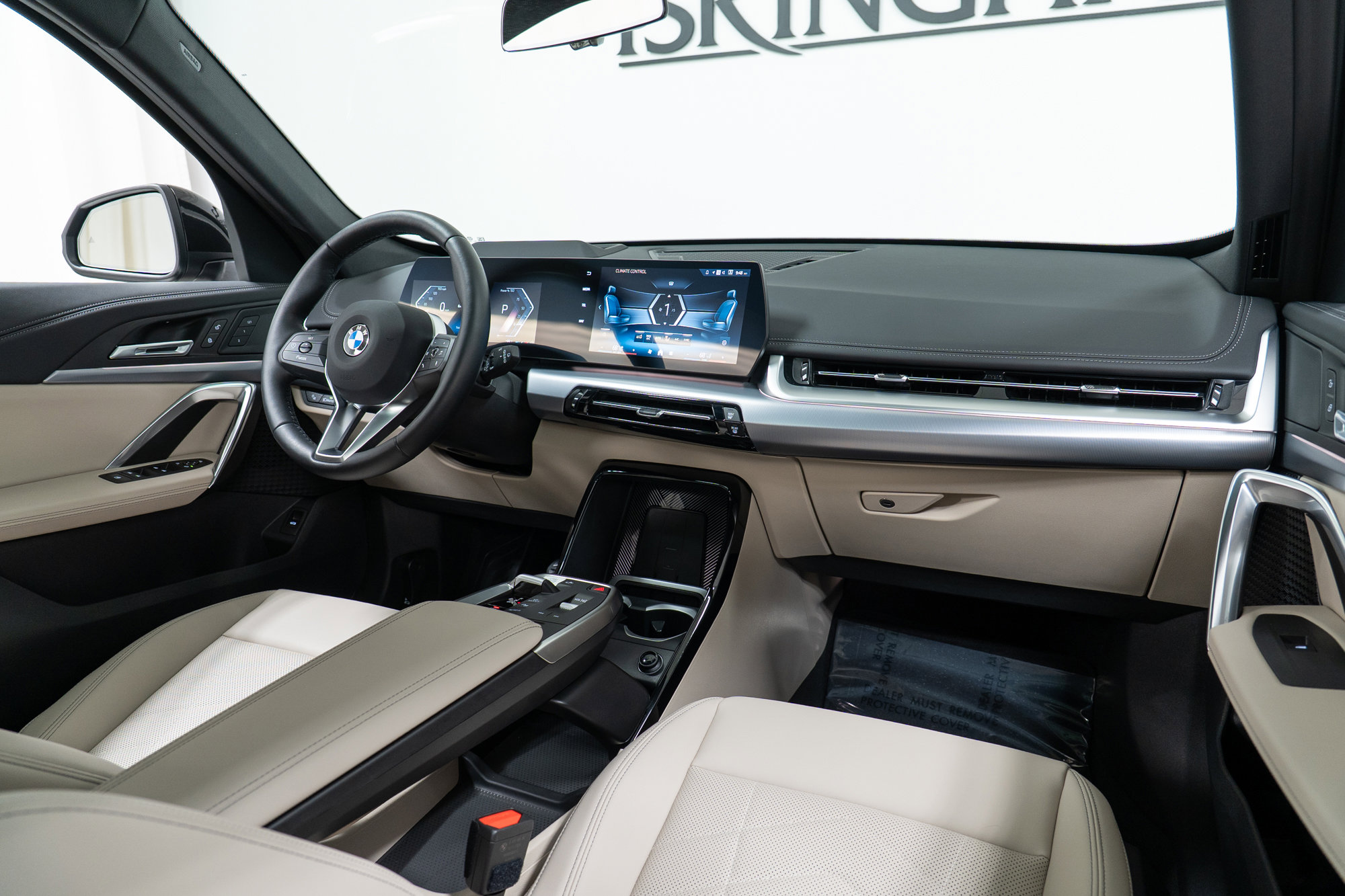 Used 2025 BMW X1 xDrive28i w/ Technology Package image 14