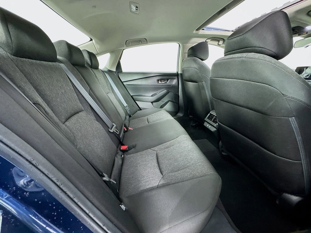 Used 2025 Honda Accord SE image 37