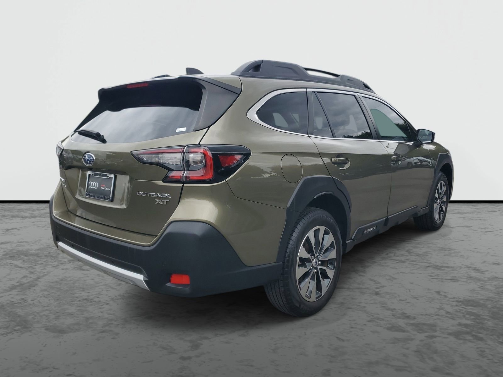 Used 2024 Subaru Outback Limited XT AWD/4WD image 4