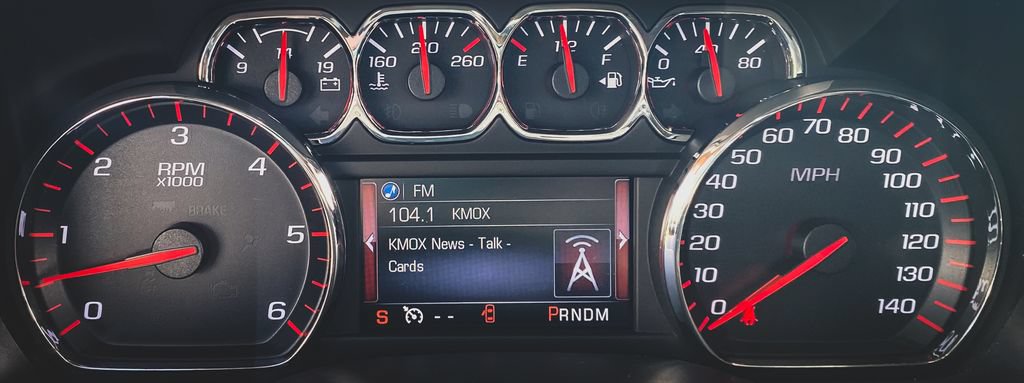 Used 2015 GMC Sierra 1500 SLE w/ SLE Value Package AWD/4WD image 10