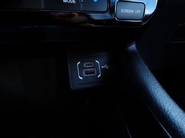 Used 2023 Jeep Compass Limited w/ Elite Group AWD/4WD image 18