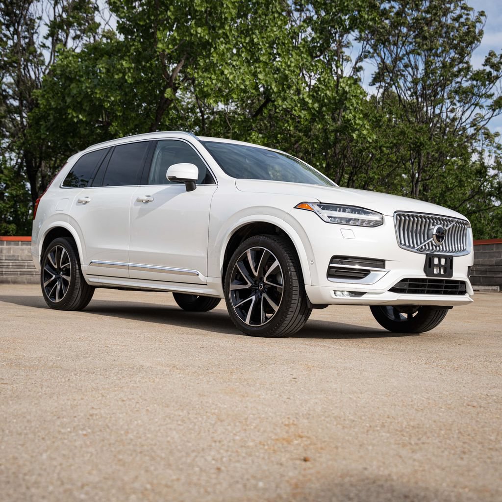 Certified 2024 Volvo XC90 B5 Plus w/ Protection Package Premier AWD/4WD image 7