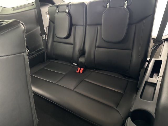 Used 2024 Ford Explorer XLT w/ Equipment Group 202A image 26