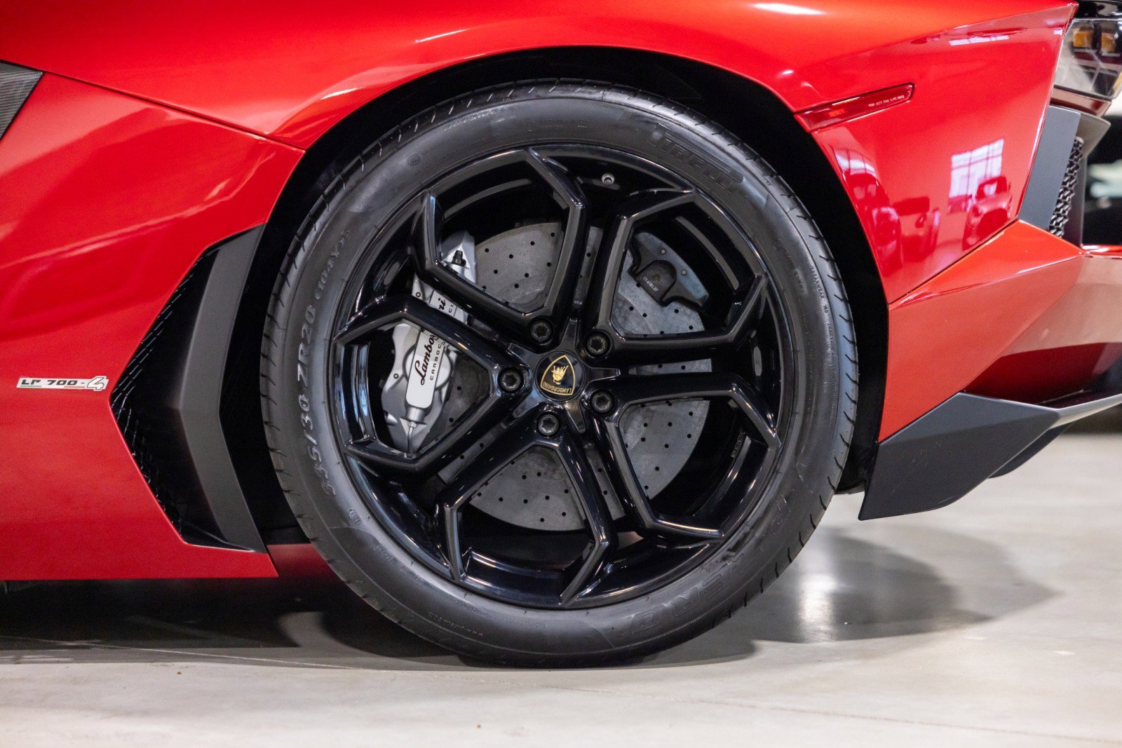 Used 2016 Lamborghini Aventador LP 700-4 AWD/4WD image 25