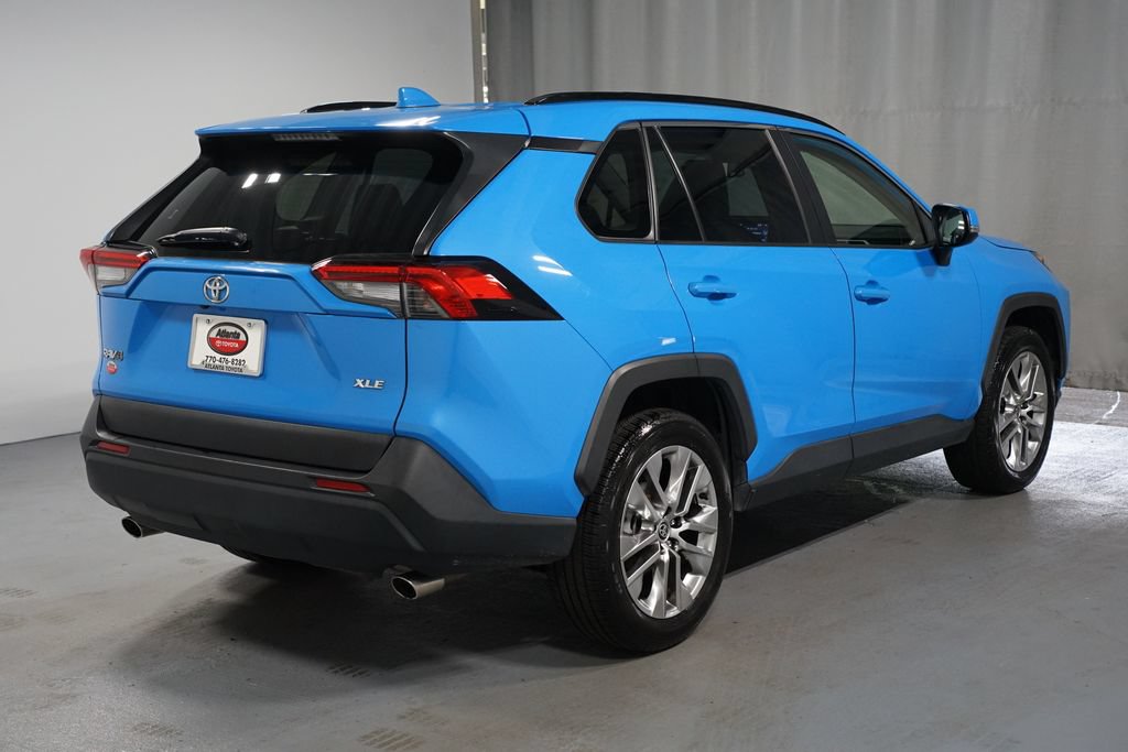 Used 2021 Toyota RAV4 XLE Premium FWD image 8