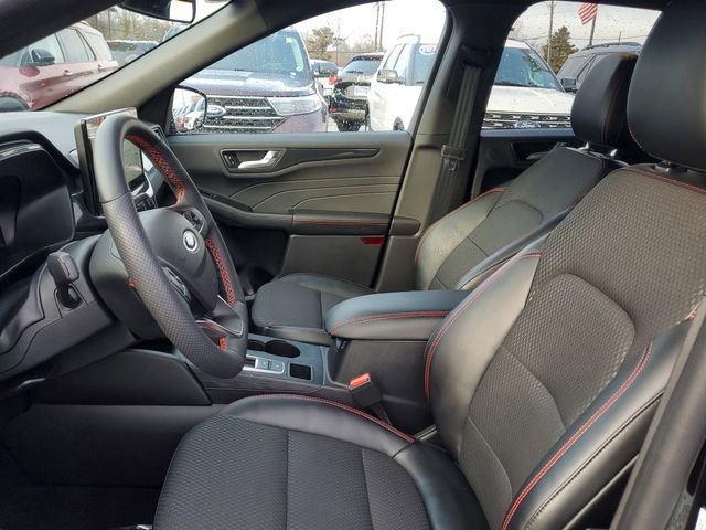 Certified 2023 Ford Escape ST-Line Select w/ Tech Pack #2 image 11