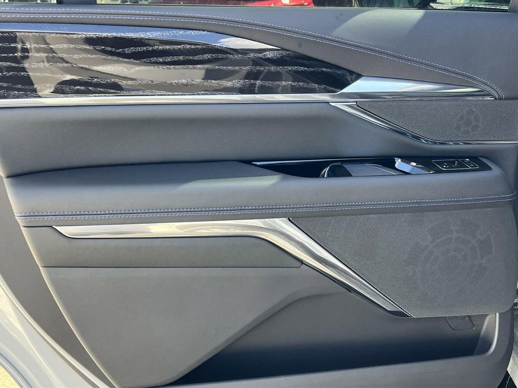 New 2026 Cadillac Escalade IQ Luxury 1 image 25
