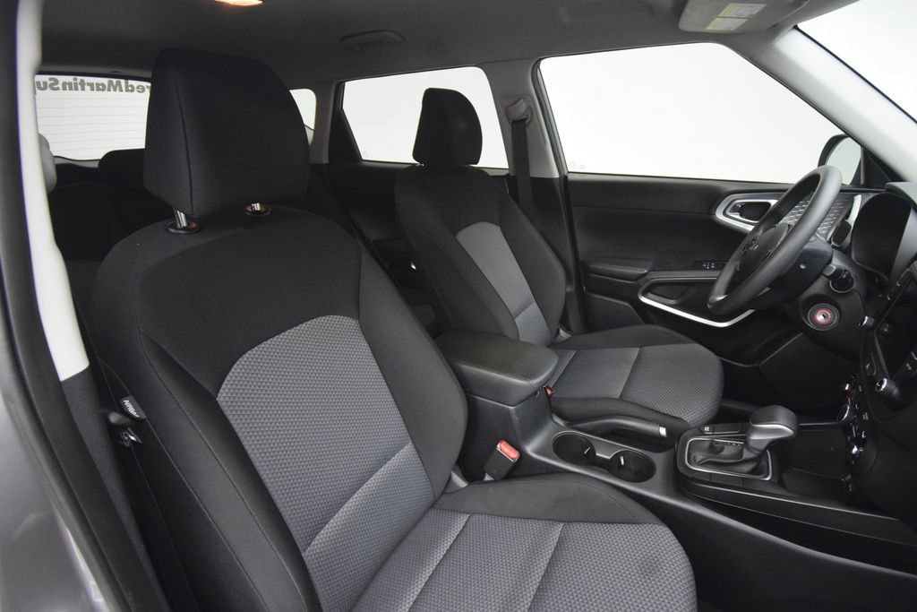 Used 2022 Kia Soul LX w/ Technology Package FWD image 17