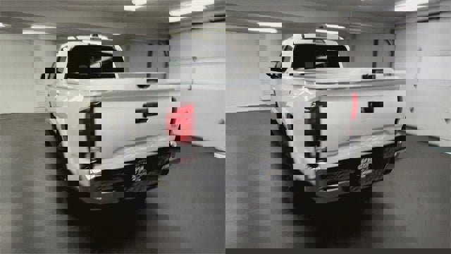 Used 2022 Toyota Tacoma SR5 image 7