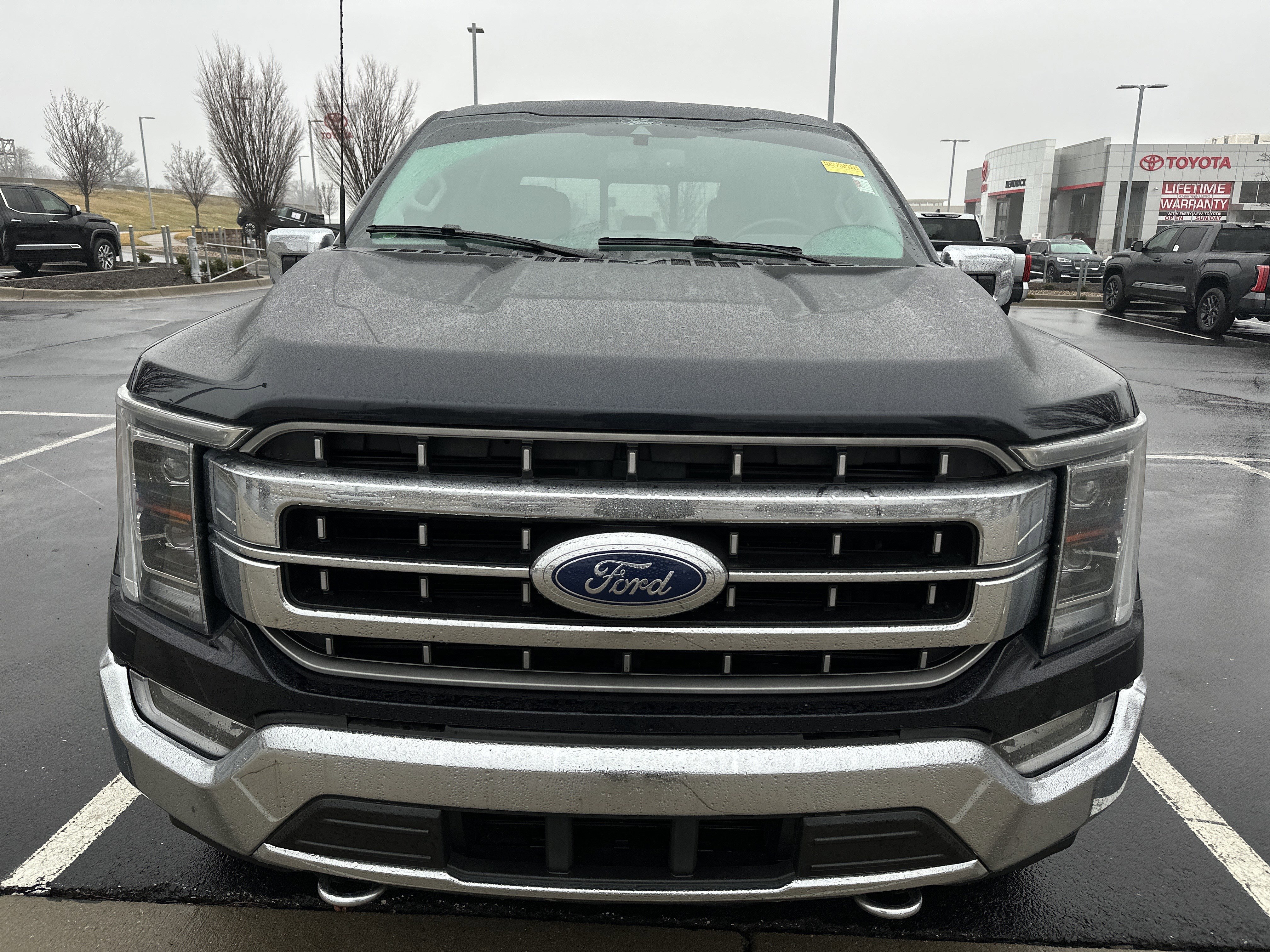 Used 2021 Ford F150 Lariat w/ Equipment Group 502A High image 5