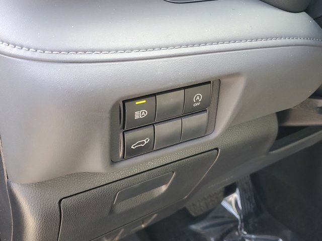 Used 2023 Toyota Highlander XLE image 20