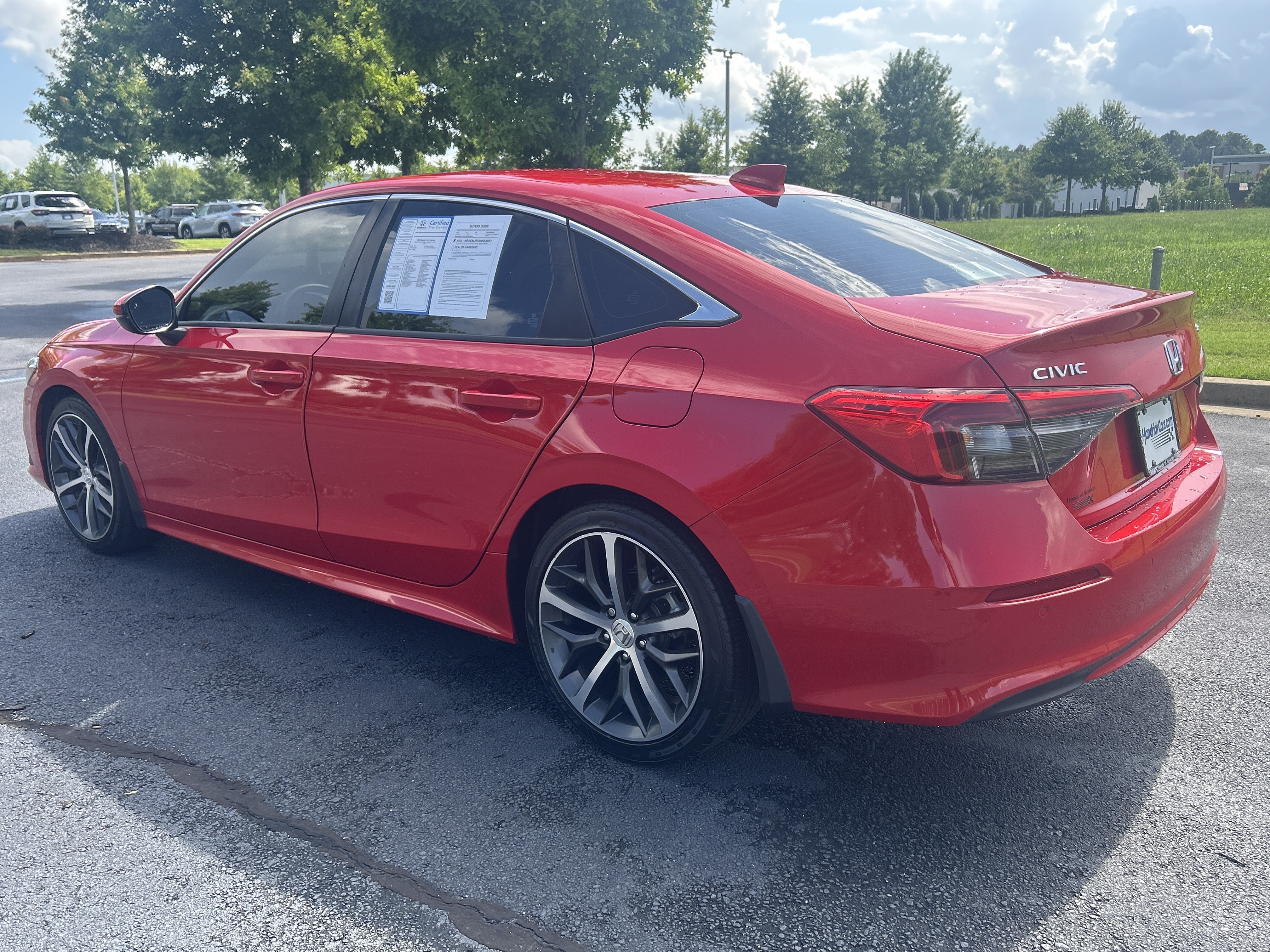 Used 2022 Honda Civic Touring image 7