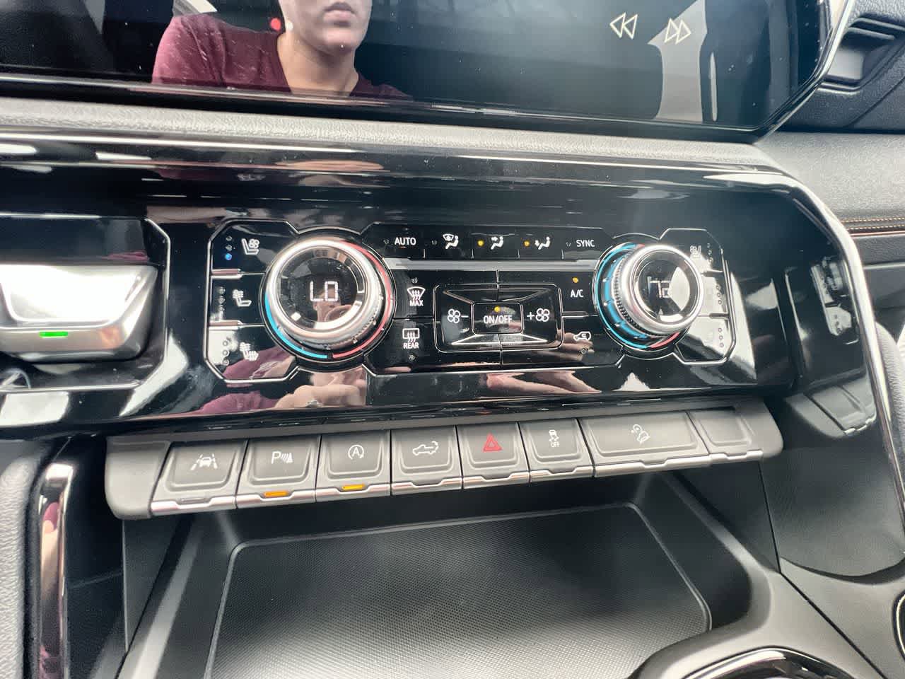 New 2026 GMC Sierra 1500 AT4 w/ AT4 Premium Package image 18