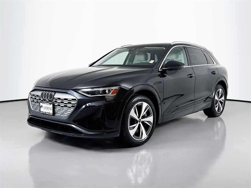 Used 2024 Audi Q8 e-tron Premium Plus w/ Premium Plus Package
