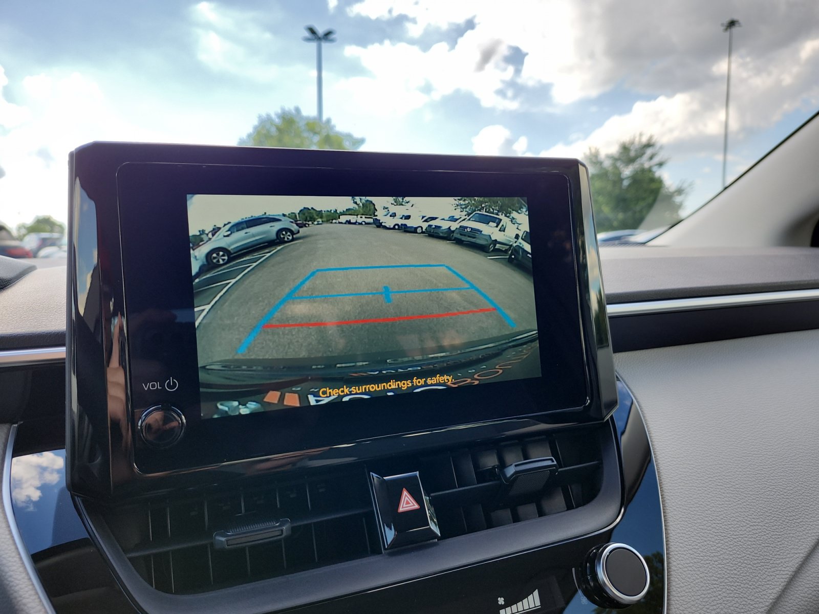 Used 2026 Toyota Corolla LE FWD image 17