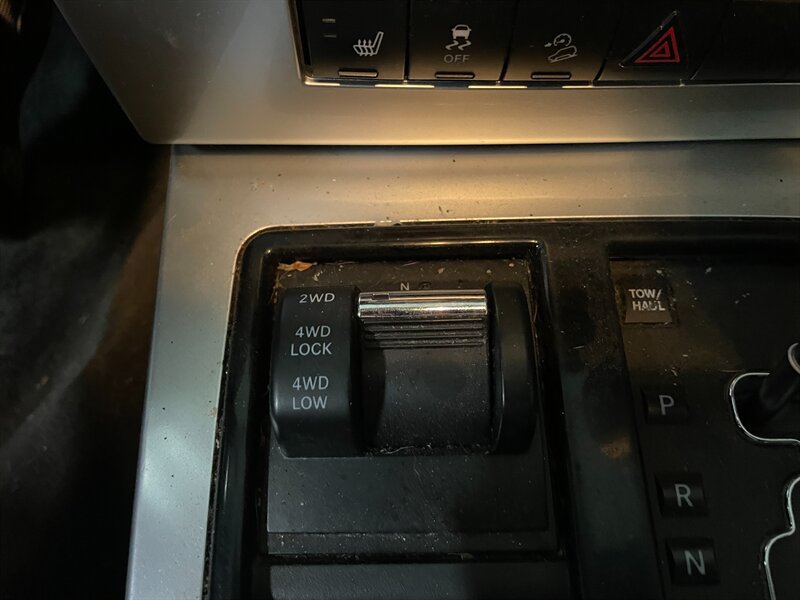 Used 2012 Jeep Liberty Arctic AWD/4WD image 13