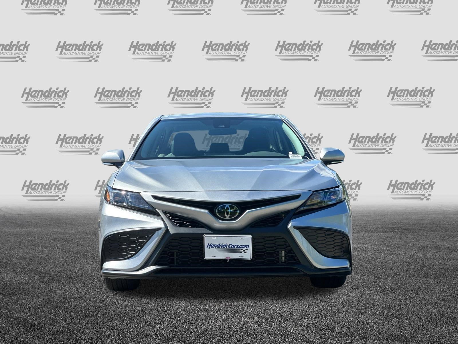 Used 2024 Toyota Camry SE FWD image 10