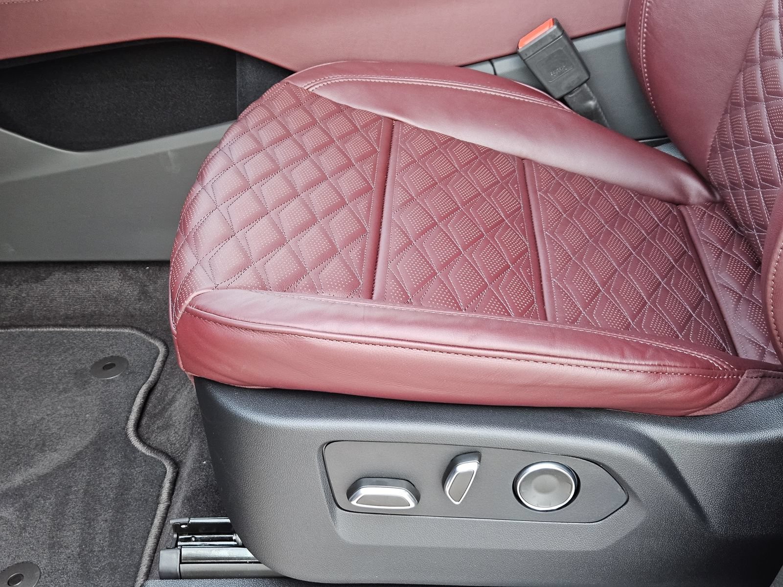 New 2027 Cadillac Escalade Sport AWD/4WD image 23