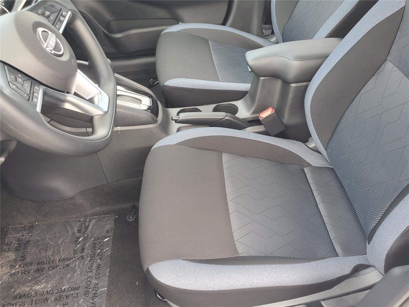 New 2025 Nissan Versa SV w/ Trunk Package FWD image 9