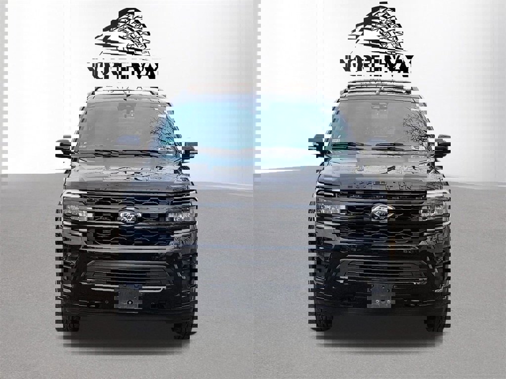 Used 2024 Ford Expedition Limited image 9