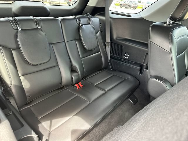 Certified 2023 Ford Explorer XLT w/ Equipment Group 202A AWD/4WD image 10