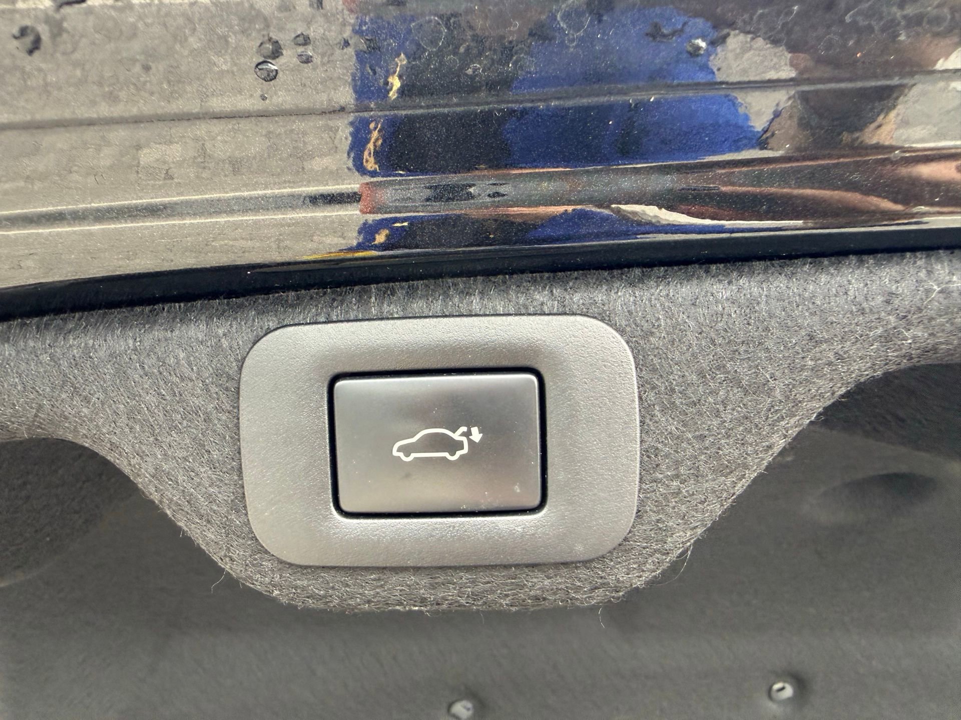 Used 2020 Lexus ES 300h w/ Premium Package FWD image 24