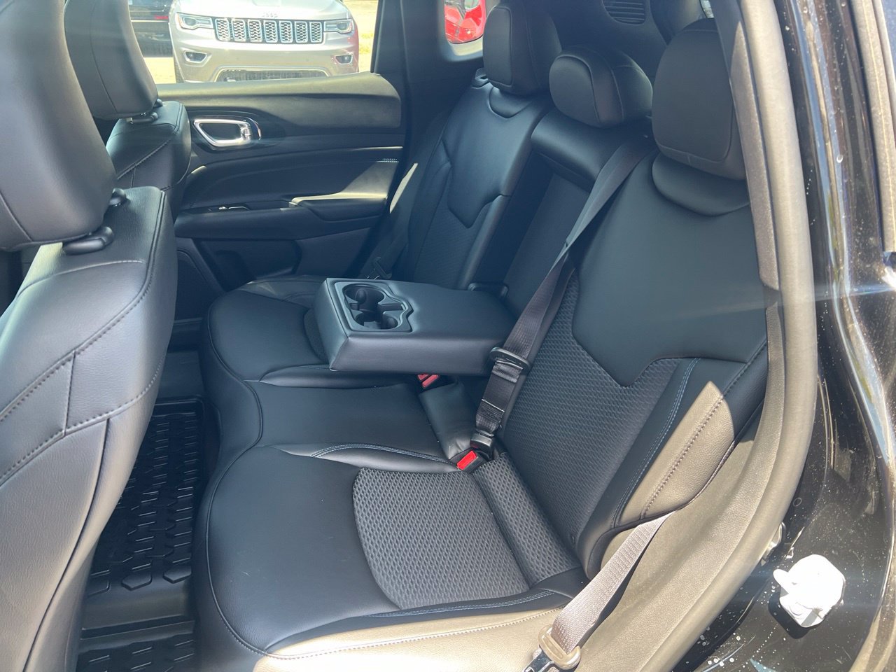 New 2026 Jeep Compass Latitude AWD/4WD image 19