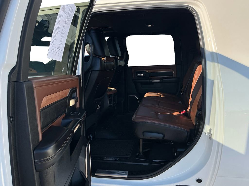 Used 2023 RAM 3500 Limited AWD/4WD image 21