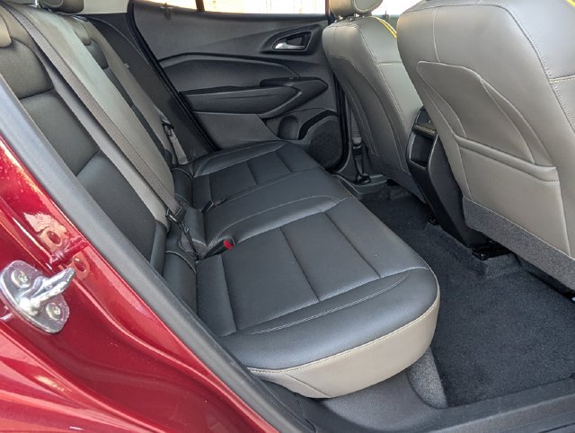 Certified 2024 Chevrolet Trax ACTIV w/ Sunroof Package FWD image 21