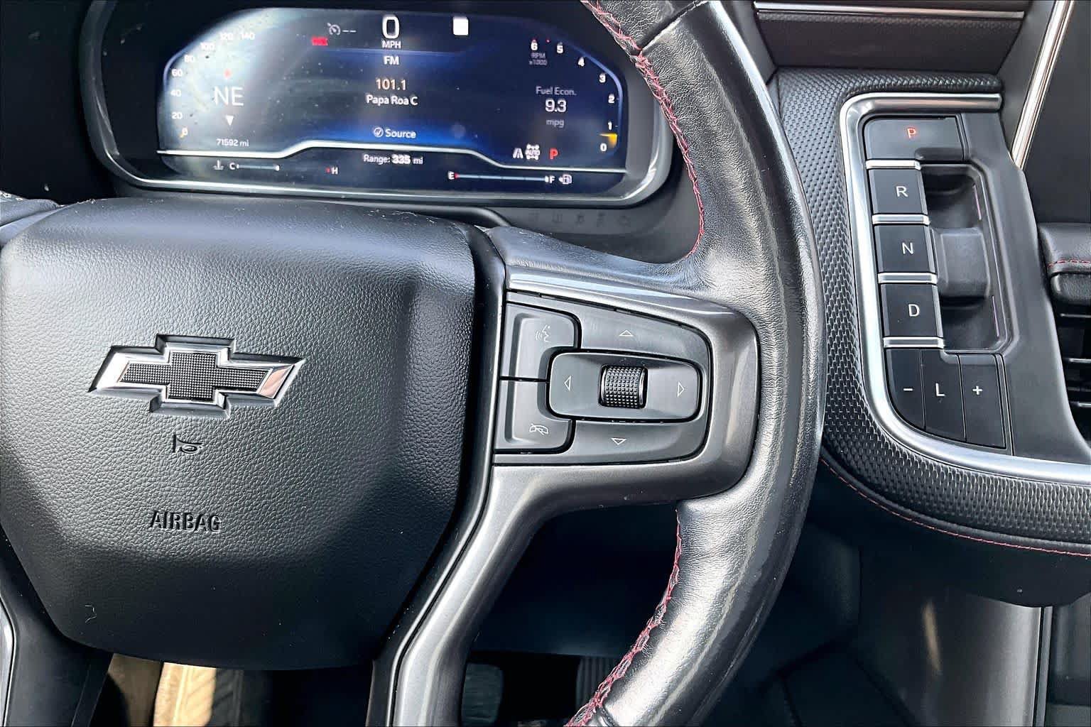 Used 2022 Chevrolet Tahoe RST w/ Luxury Package AWD/4WD image 25