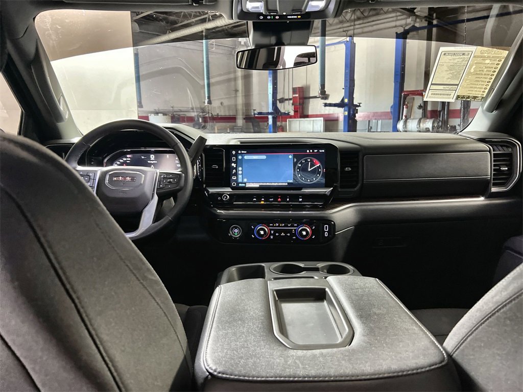 Used 2024 GMC Sierra 1500 SLE image 22
