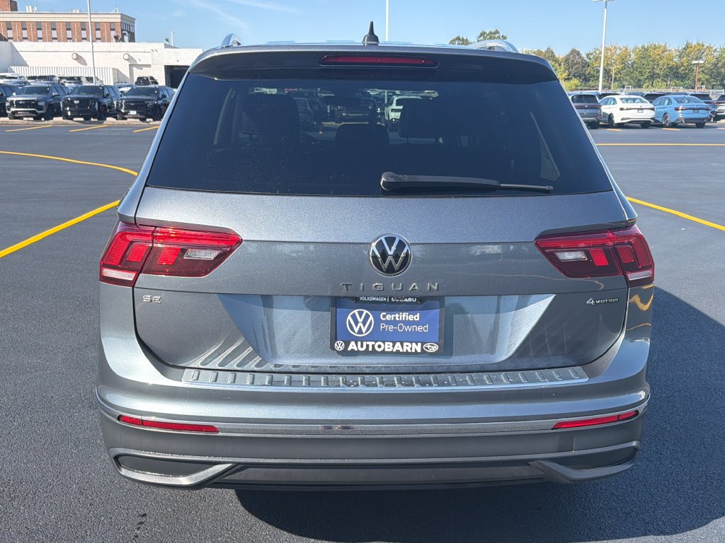 Certified 2023 Volkswagen Tiguan SE w/ Panoramic Sunroof Package AWD/4WD image 5
