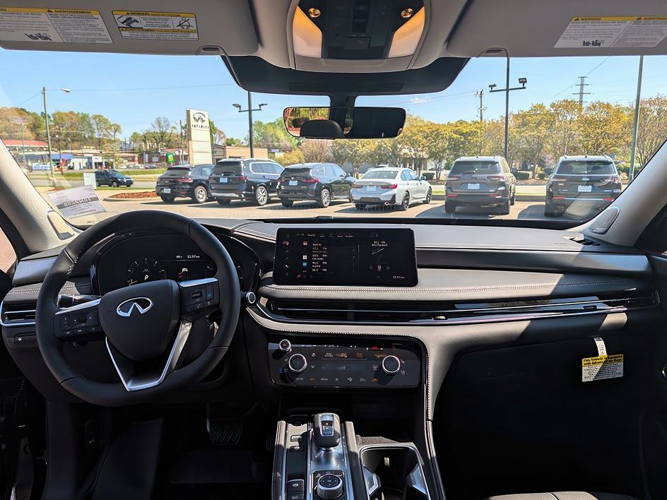New 2026 INFINITI QX60 Luxe image 19