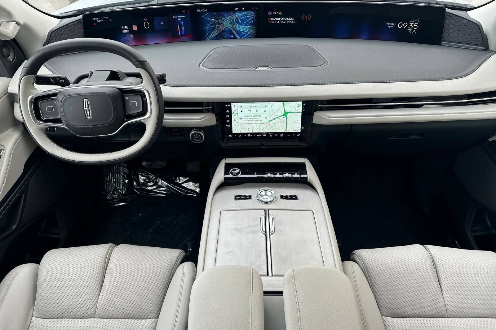 New 2026 Lincoln Navigator Premiere AWD/4WD image 12