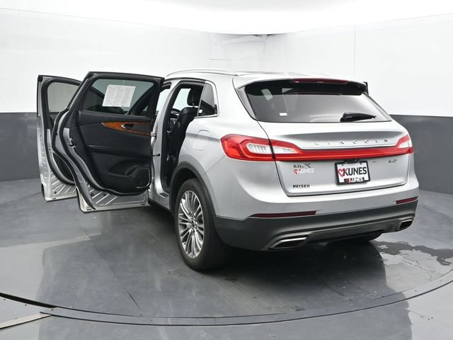 Used 2018 Lincoln MKX Reserve w/ Lincoln MKX Climate Package AWD/4WD image 32