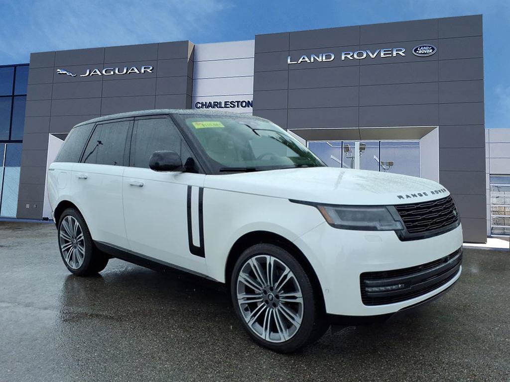 Used 2025 Land Rover Range Rover SE AWD/4WD image 7