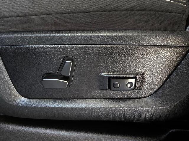 Certified 2025 RAM 2500 Big Horn AWD/4WD image 15